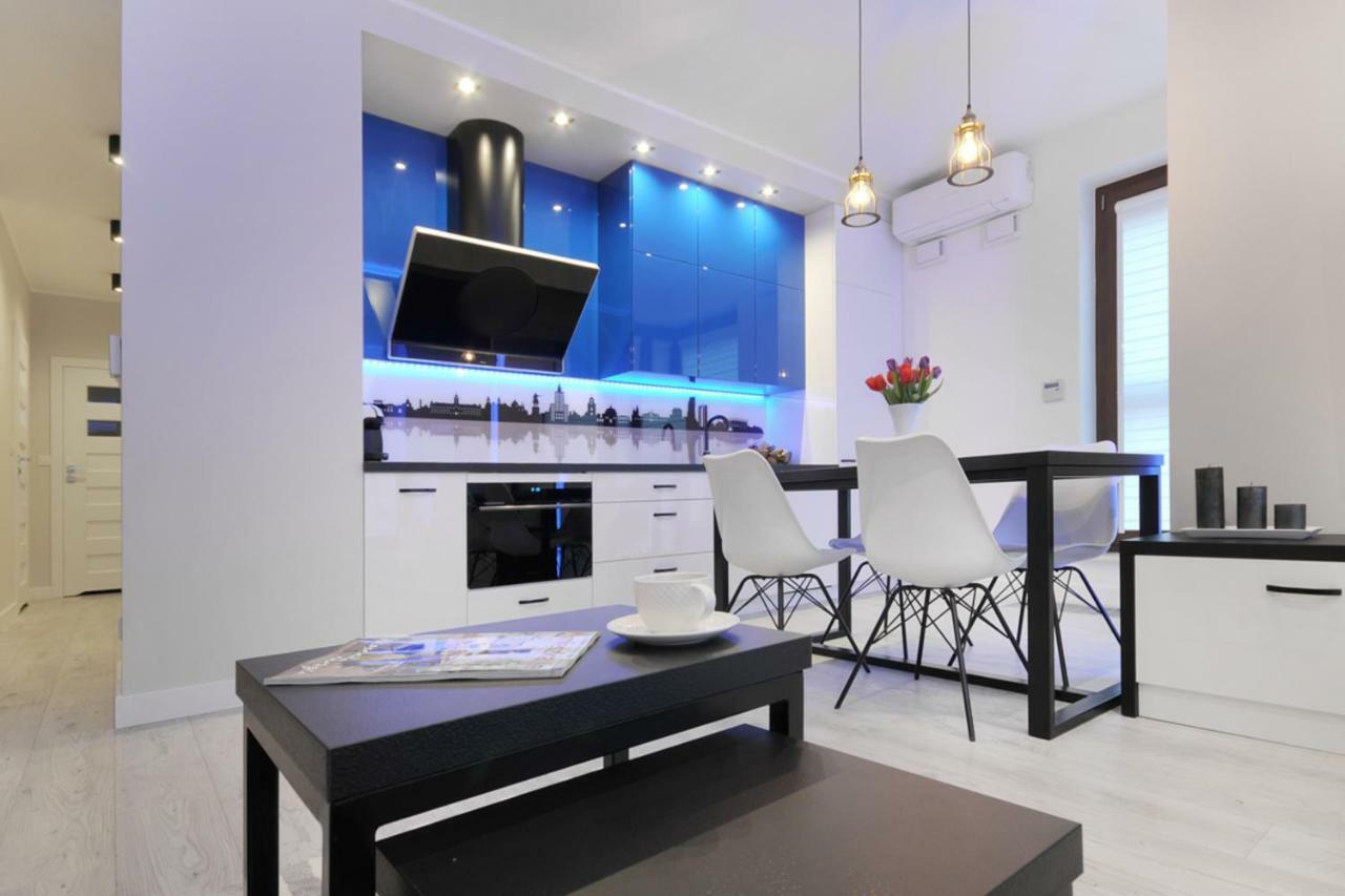 Bulwary Wislane P&O Serviced Apartments With Ac Warsawa Bagian luar foto