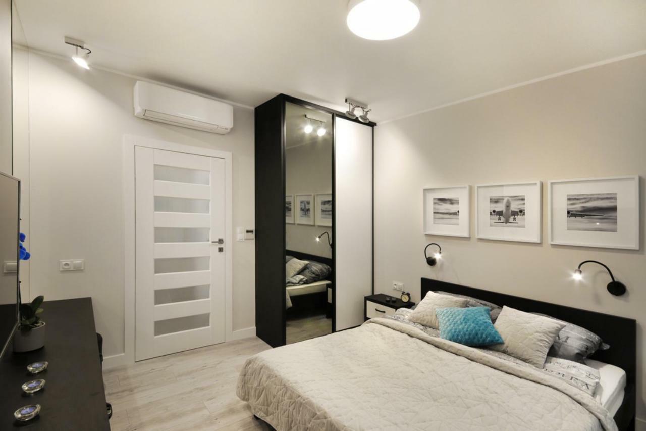 Bulwary Wislane P&O Serviced Apartments With Ac Warsawa Bagian luar foto