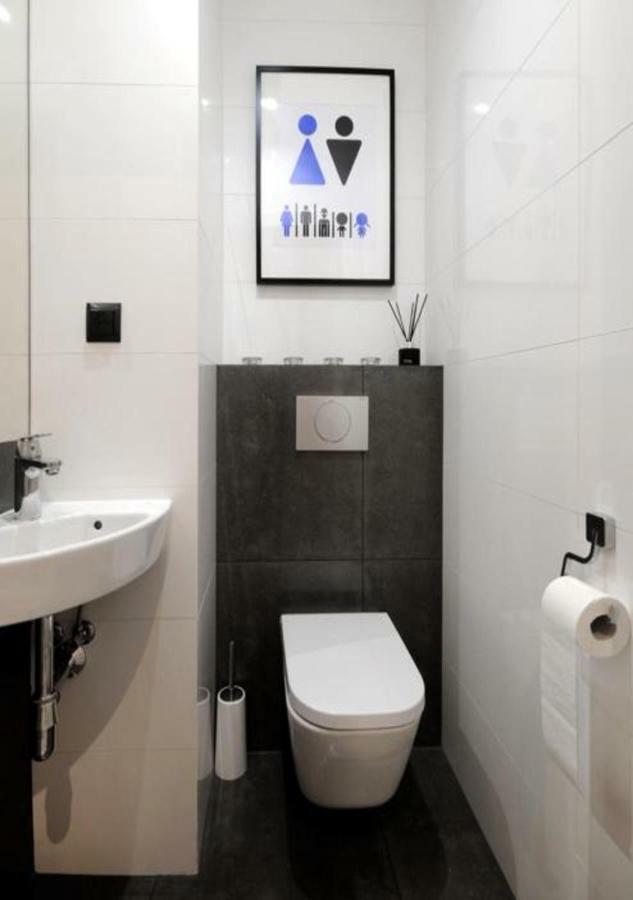 Bulwary Wislane P&O Serviced Apartments With Ac Warsawa Bagian luar foto
