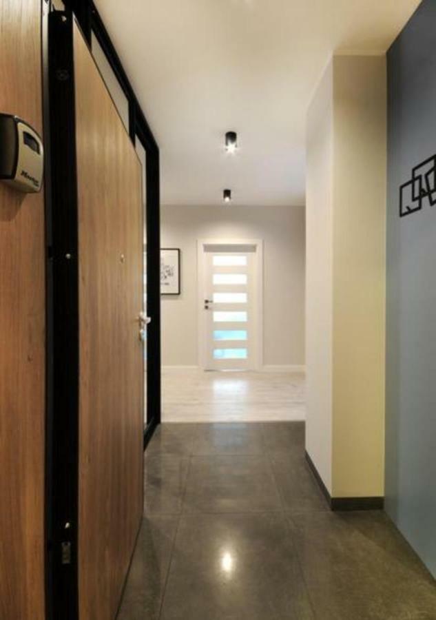 Bulwary Wislane P&O Serviced Apartments With Ac Warsawa Bagian luar foto